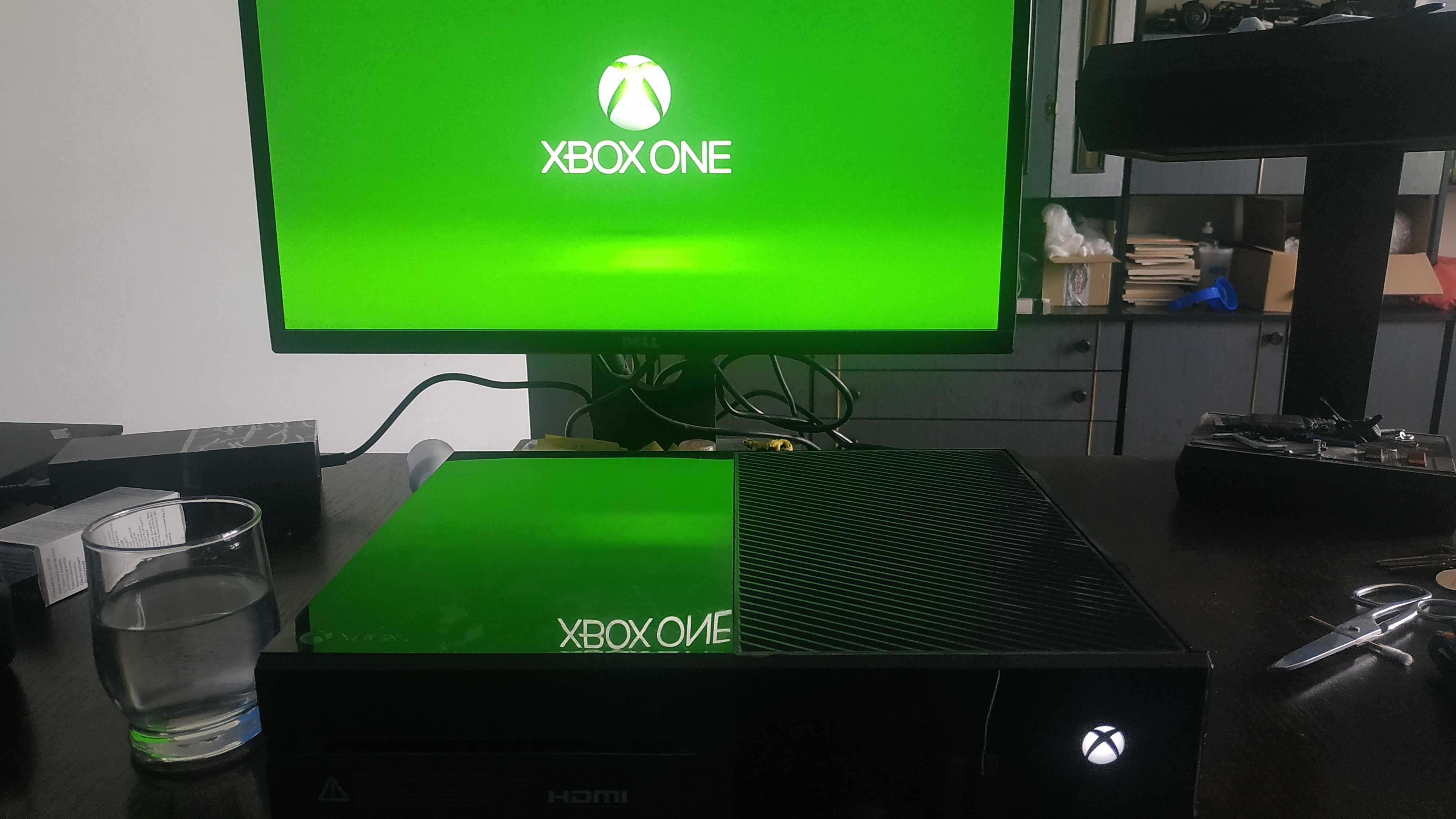 Konsola Xbox One