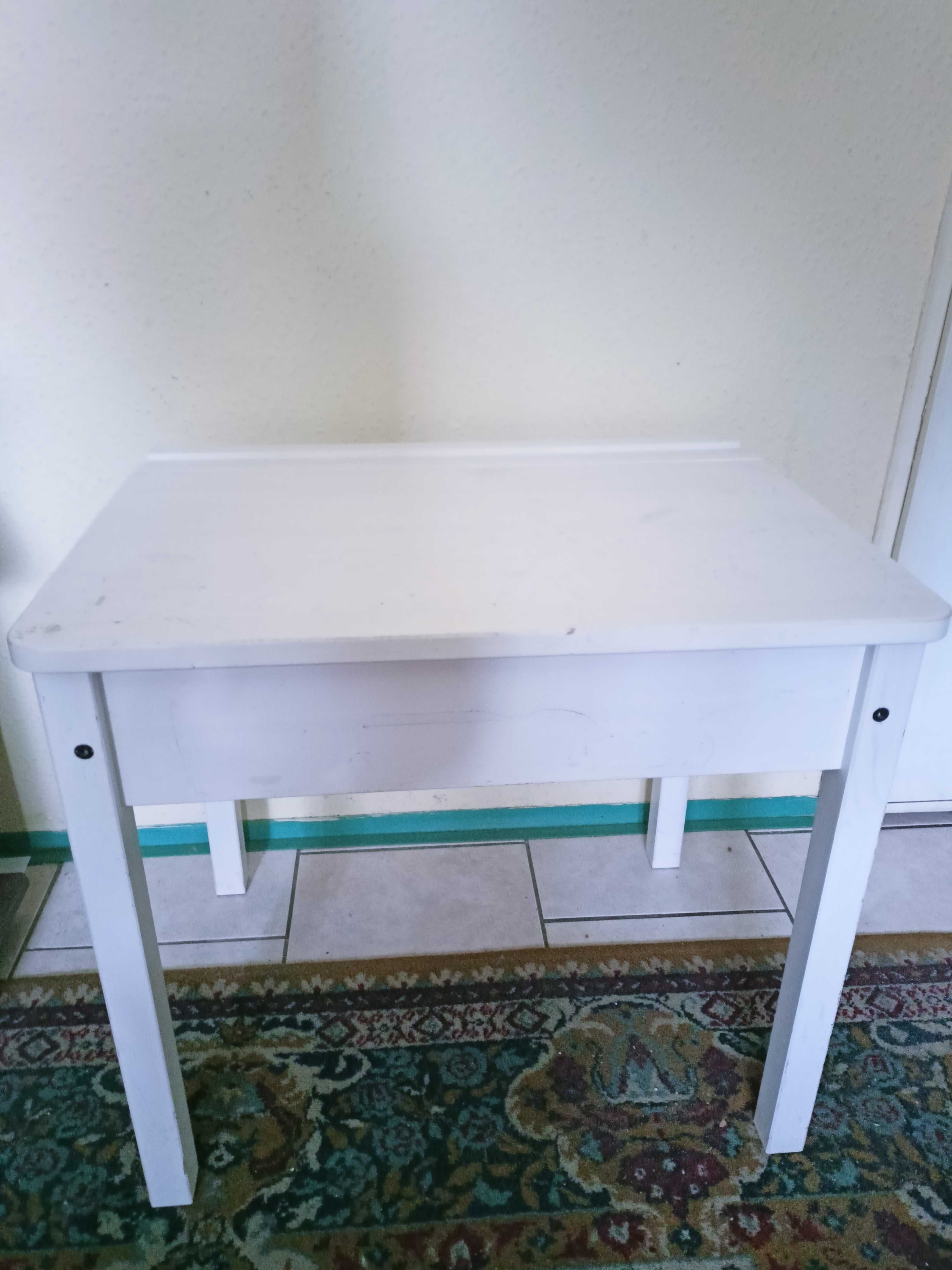 Stolik dziecięcy IKEA