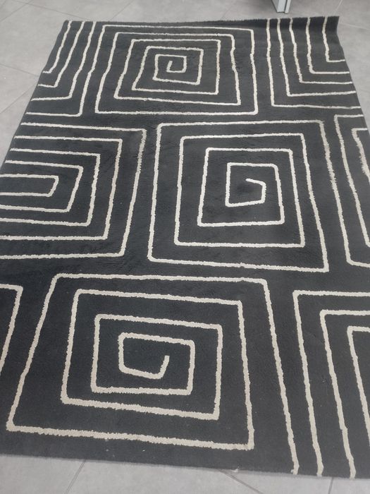 Sprzedam  dywan 240x160 cm