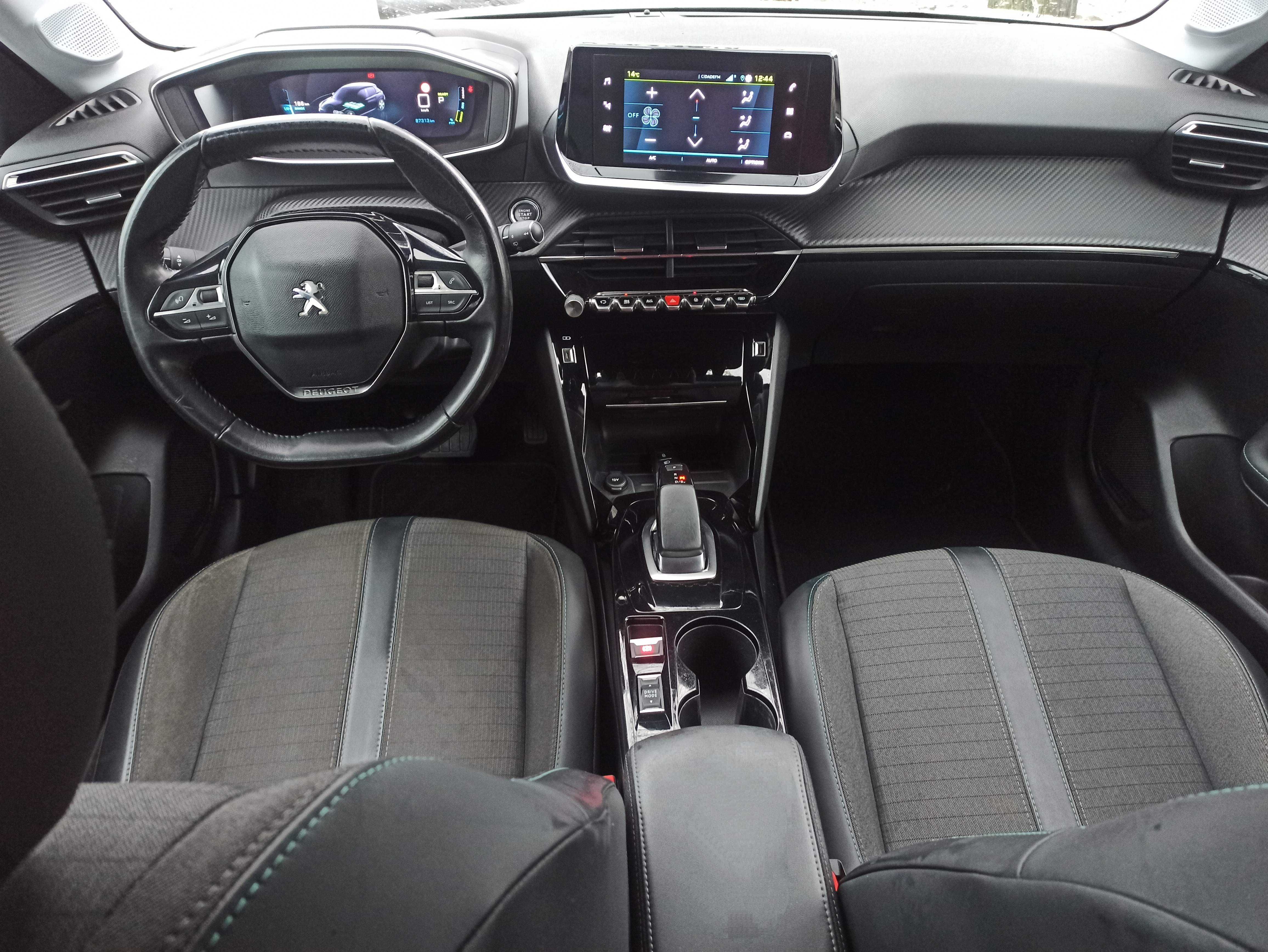 Peugeot e-208 Elétrico 50Kwh Allure (IVA Dedutivel)