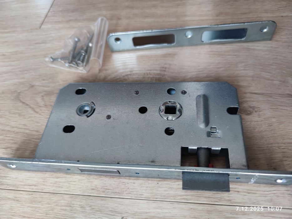 Zamek wpuszczany GERDA ZW 100 Uniwersalny