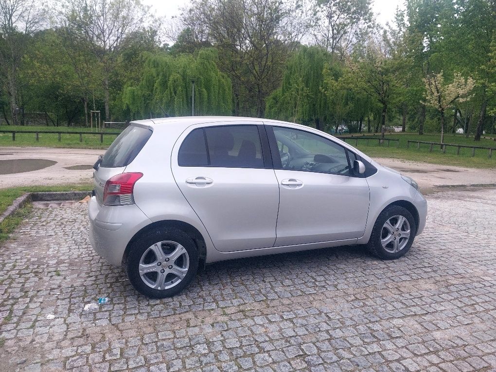 Toyota Yaris 1.0vvt-i