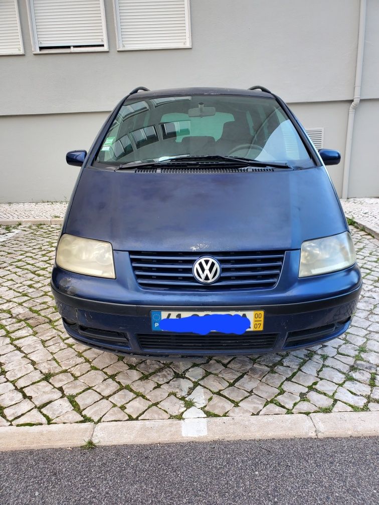 Vendo Volkswagen Sharan carrinha muito boa ao nvel de mecnica