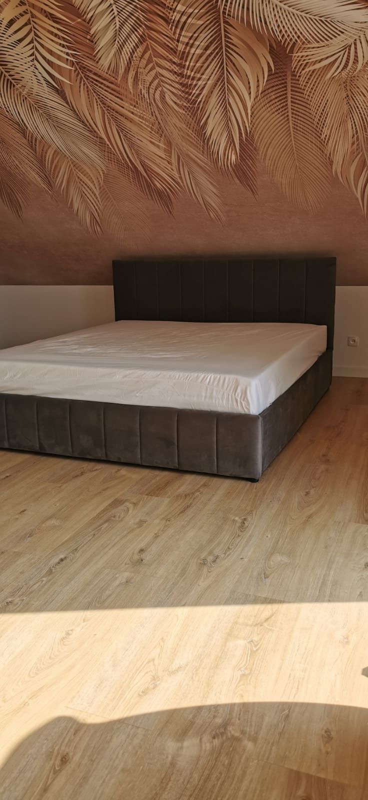 Nowe łóżko sypialniane 180