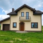 Продається будинок . Ділянка 9 сот. Свердловина. Котельня. Гараж
