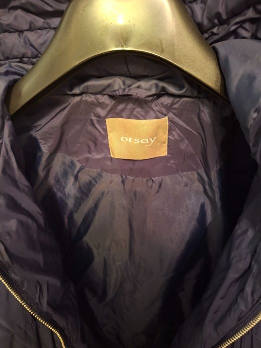 Damska kurtka z kapturem