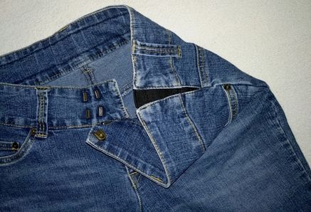 Spodnie ciążowe 2Wear jeansowe i Yessica bawełniane w rozmiarze M.