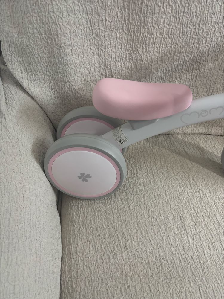 Mini Bicicleta para criança Momi Rosa