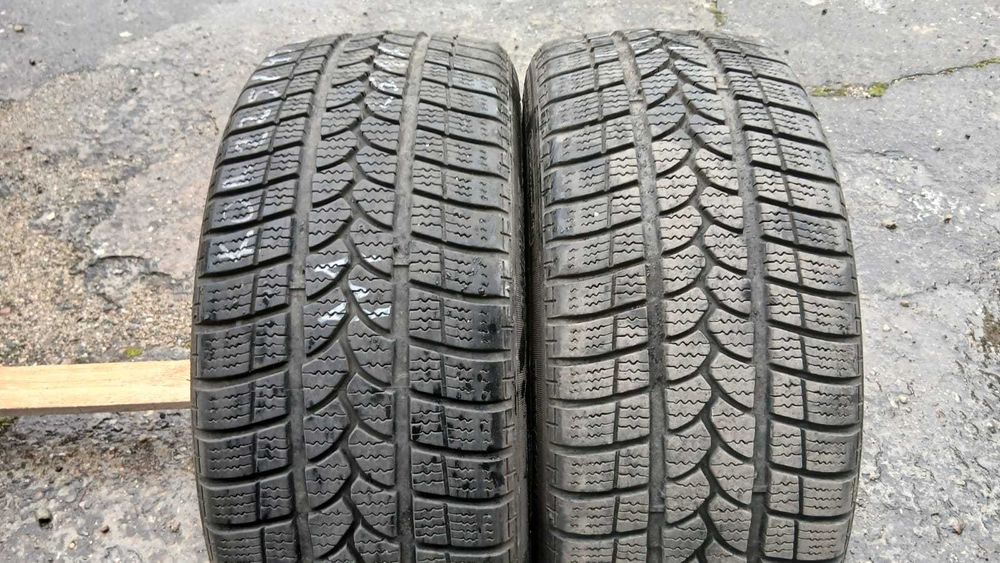 Opony zimowe KORMORAN 225/45 R17 para 2 sztuki