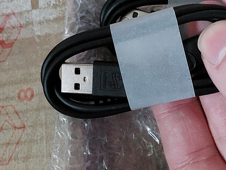 Новий USB - кабель для заряджання тримерів та бритв Philips Norelco