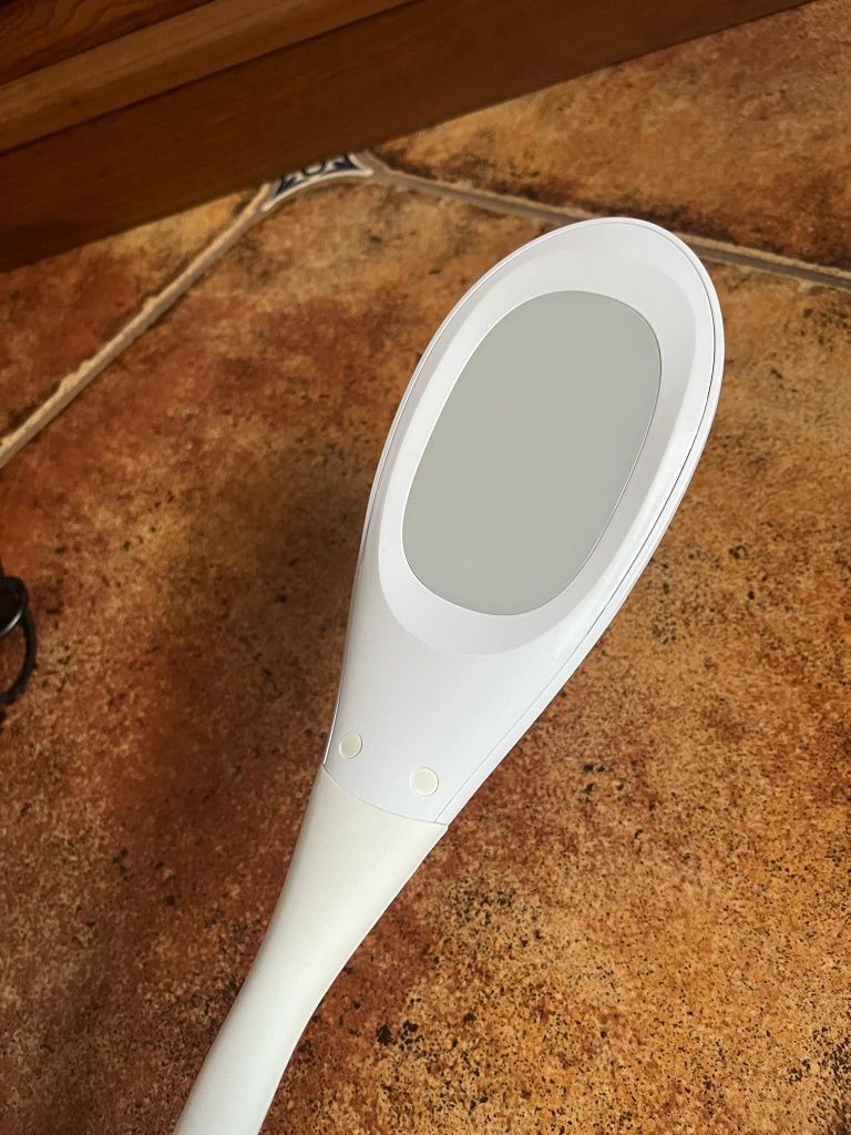 Lampa lampka biurkowa 3 w 1 Smukee