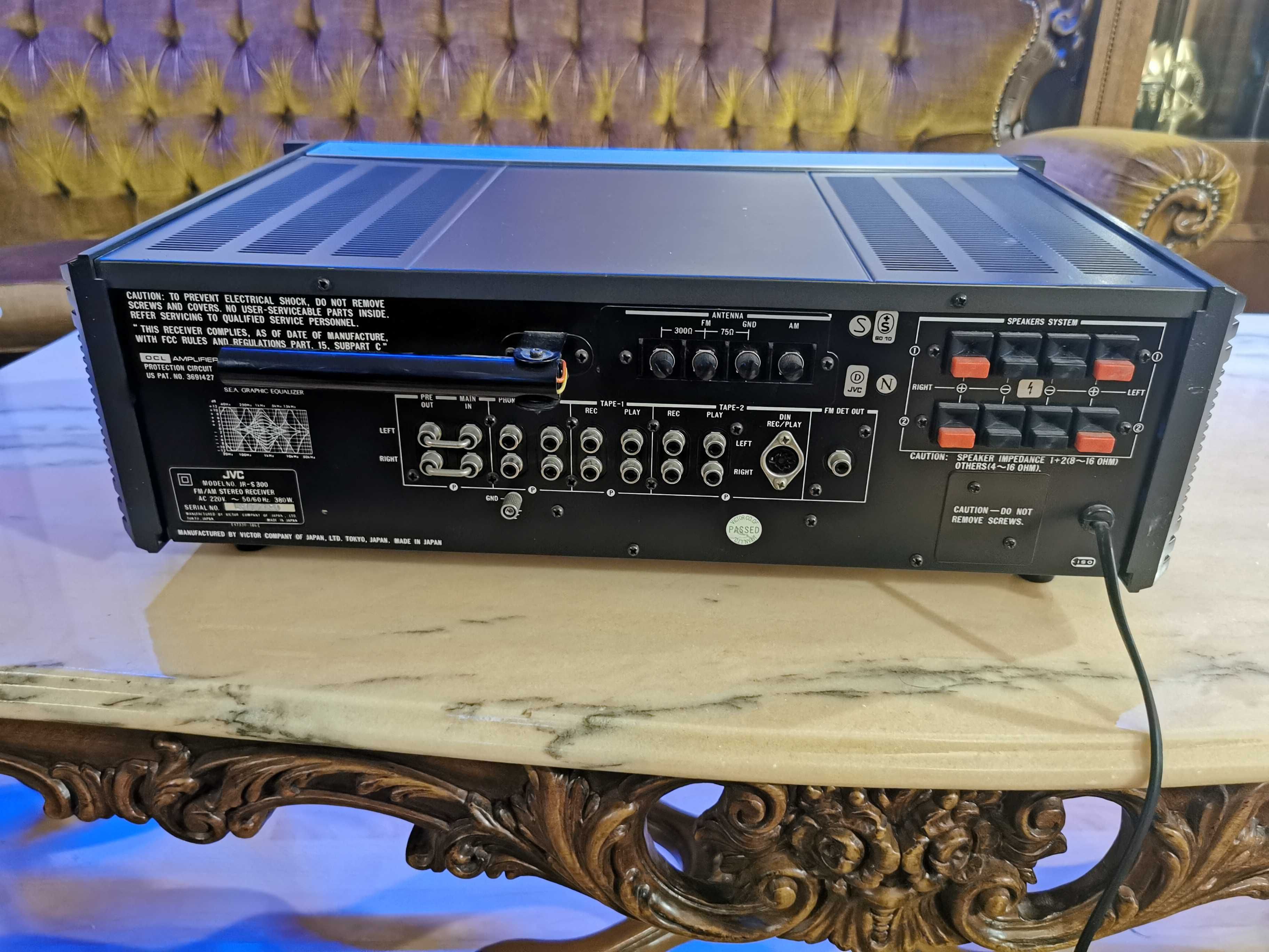 Amplituner JVC JR-S300