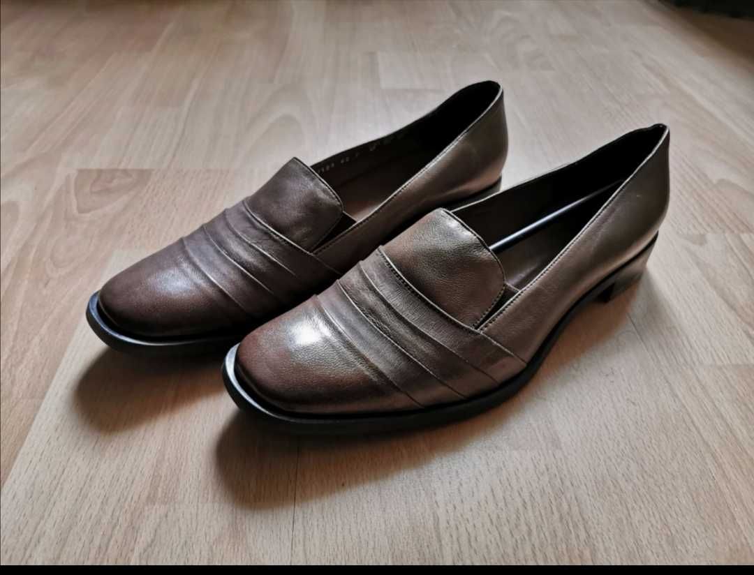 Buty Ryłko nowe r. 42