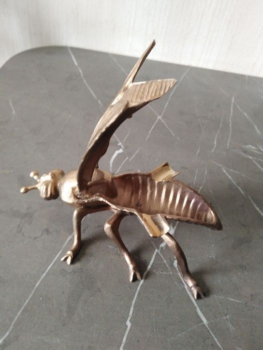 Попільничка бронзова