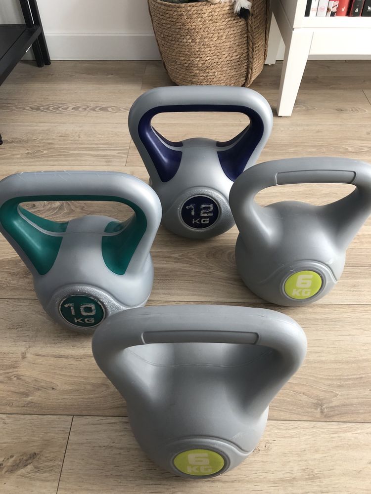 Kettlebell zestaw 12kg, 10kg, 2x6kg