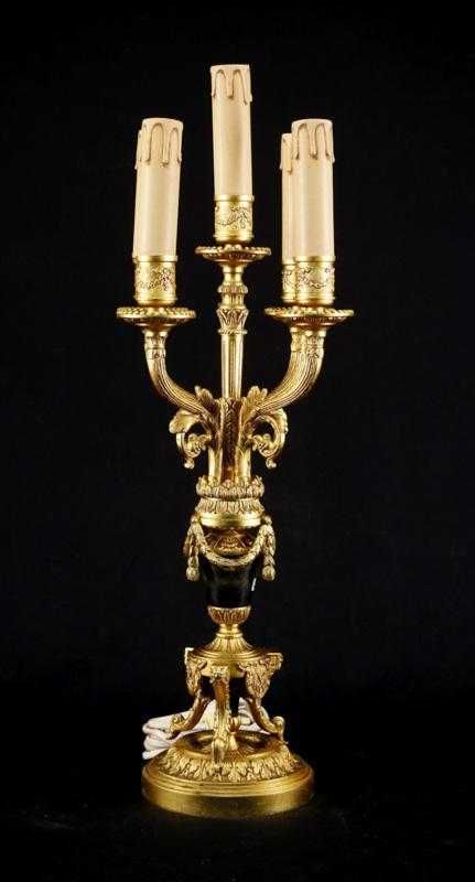 Candelabro em Bronze Dourado