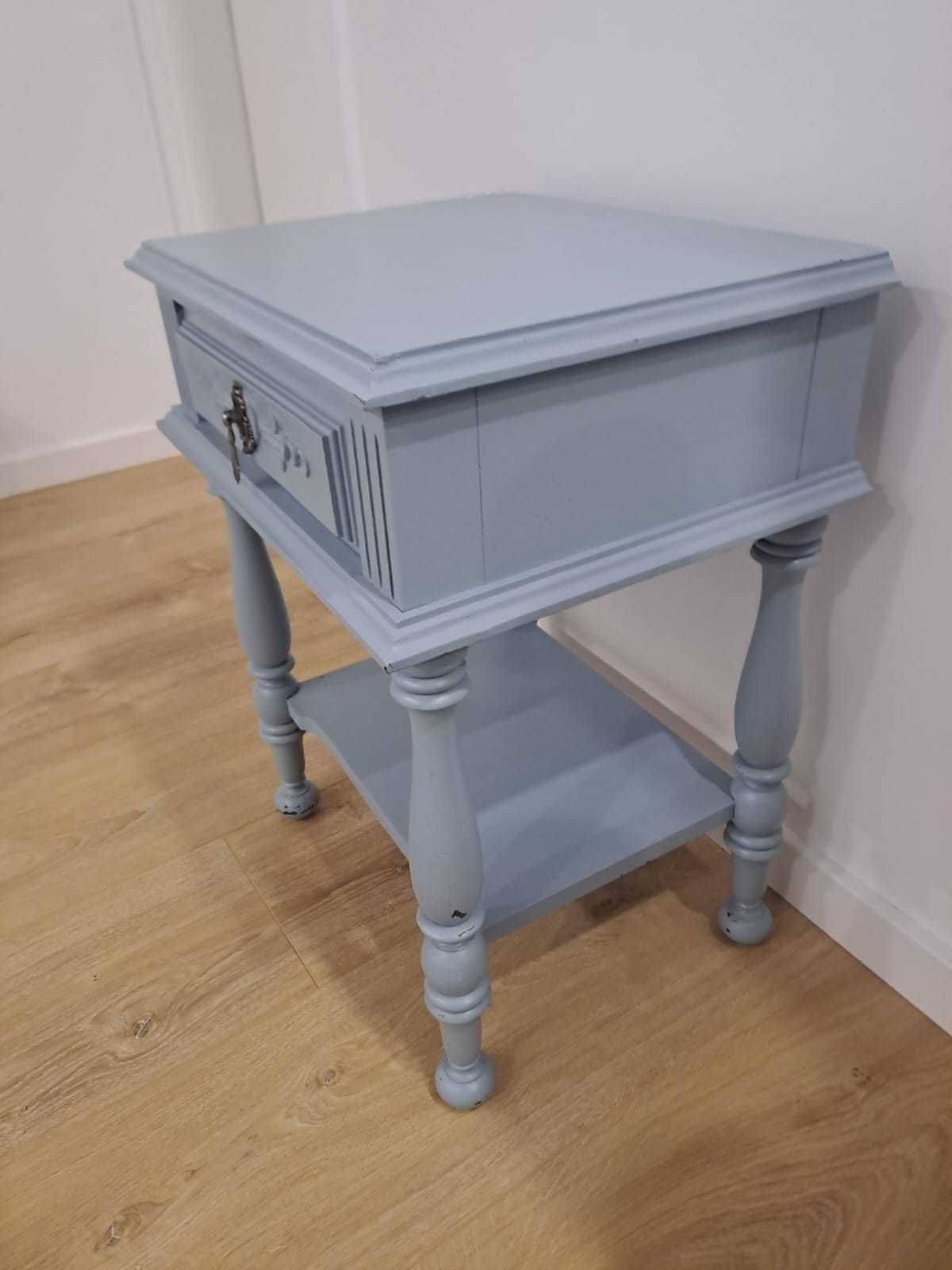 Mesa de cabeceira