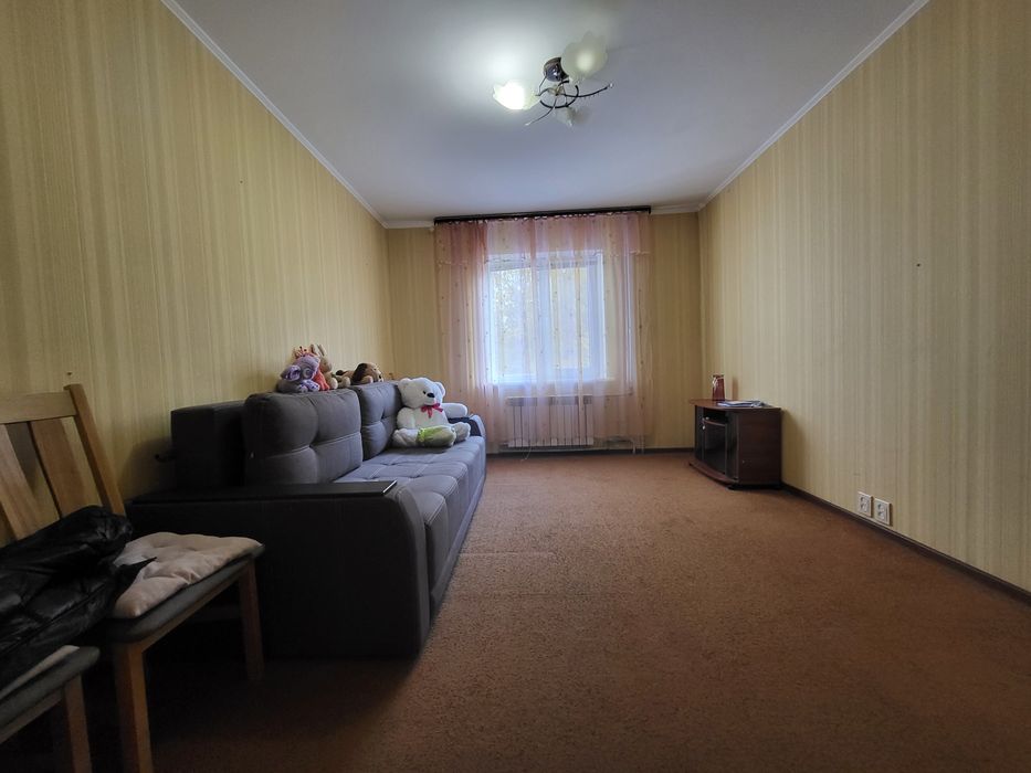 Продам  3 х комн.кв .Хортицкой  / 2 этаж  / квартира с ремонтом