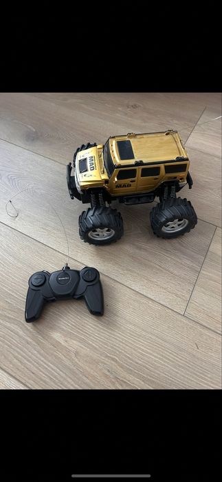 Jeep samochod na pilota