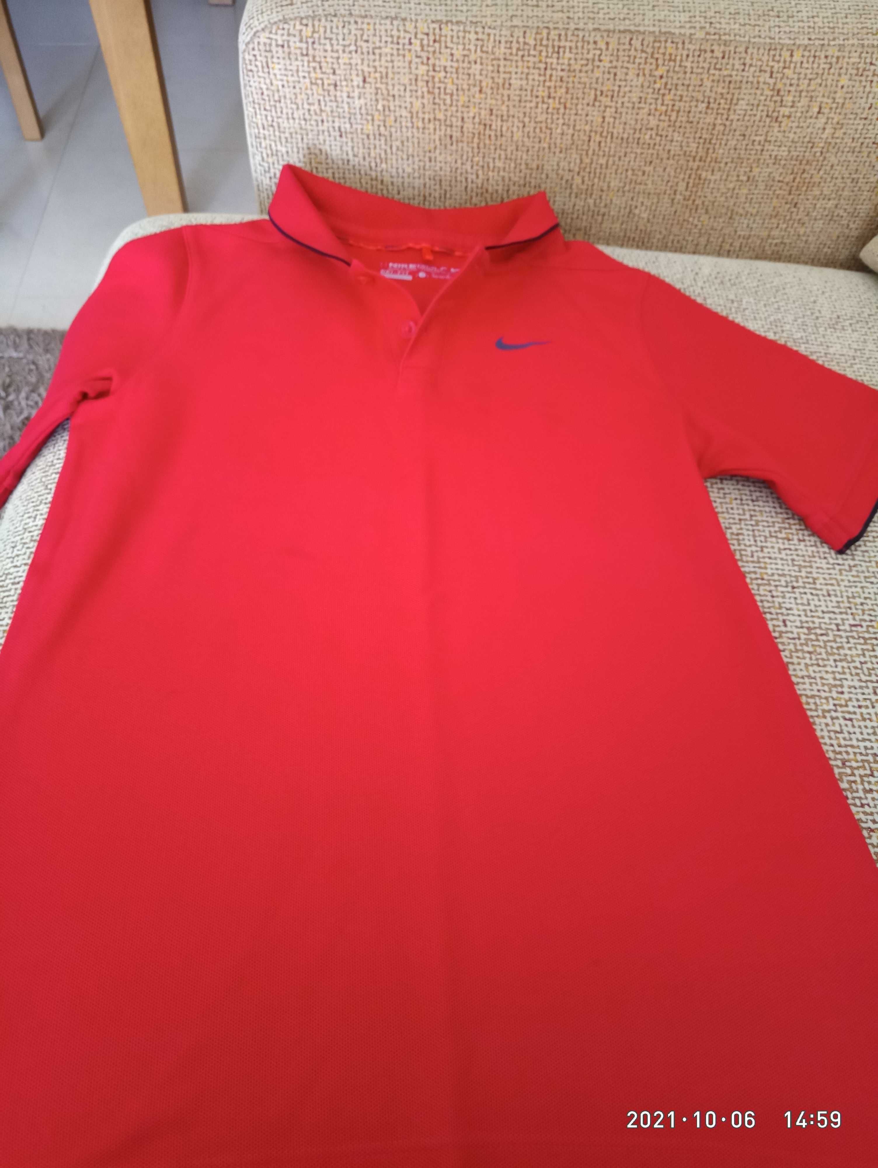 Polo Nike vermelho para menino