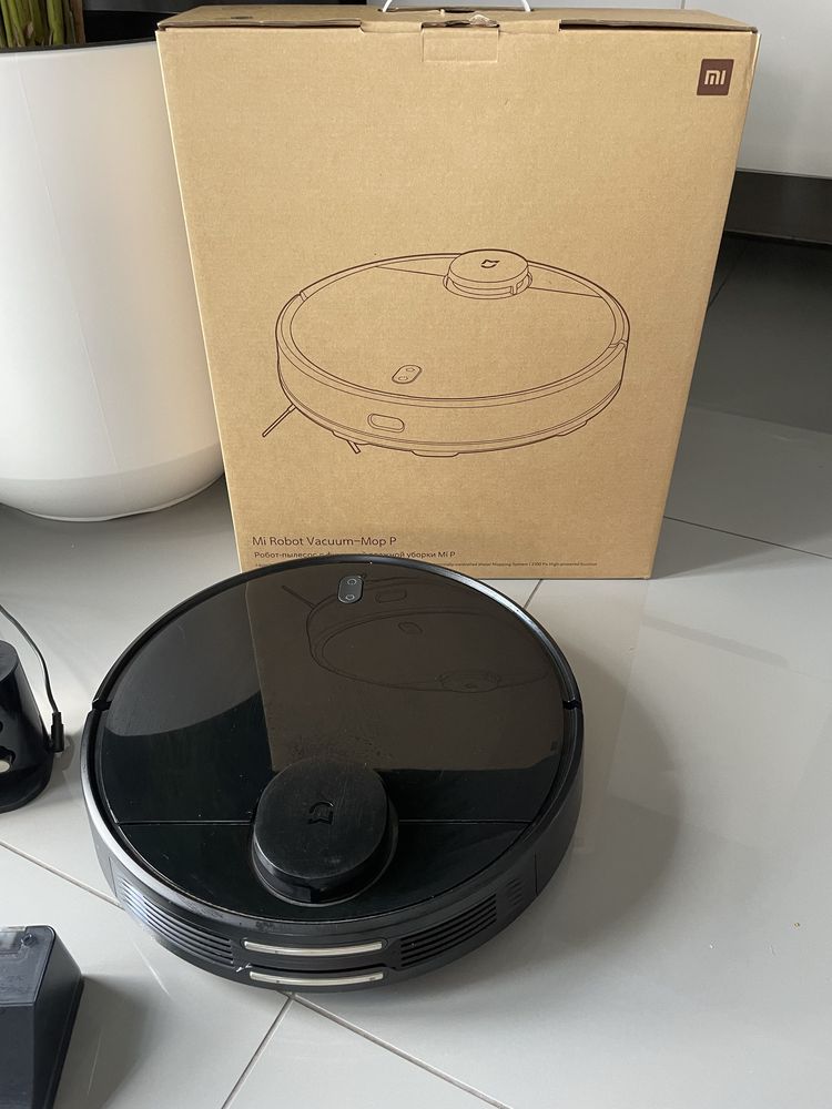 Robot sprzątający Xiaomi Mi Vacuum Mop Pro czarny