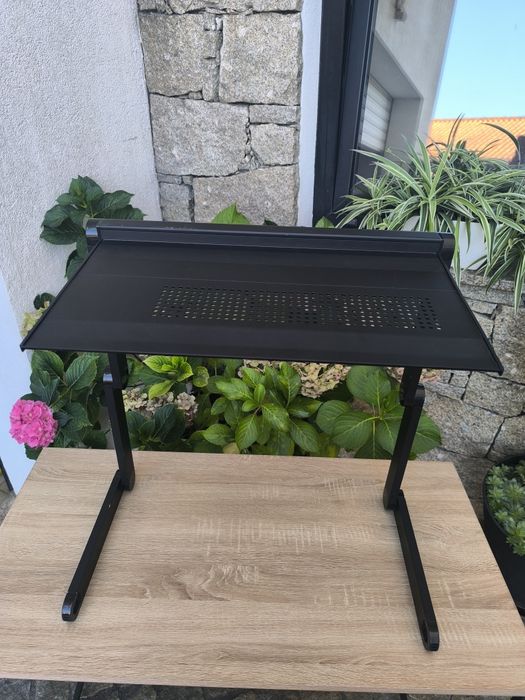 Suportes Portatil e cabide