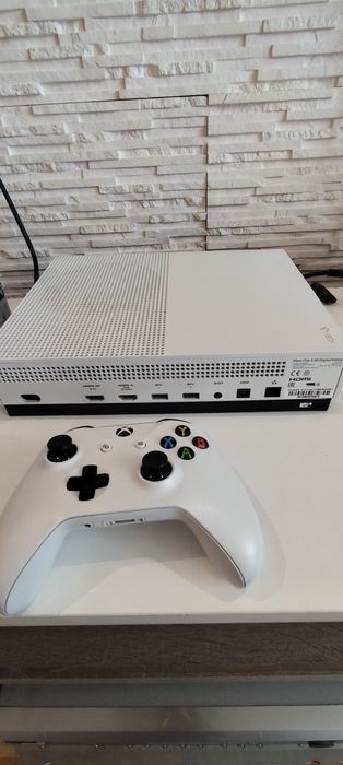 Konsola Xbox One S All Digital 1TB.