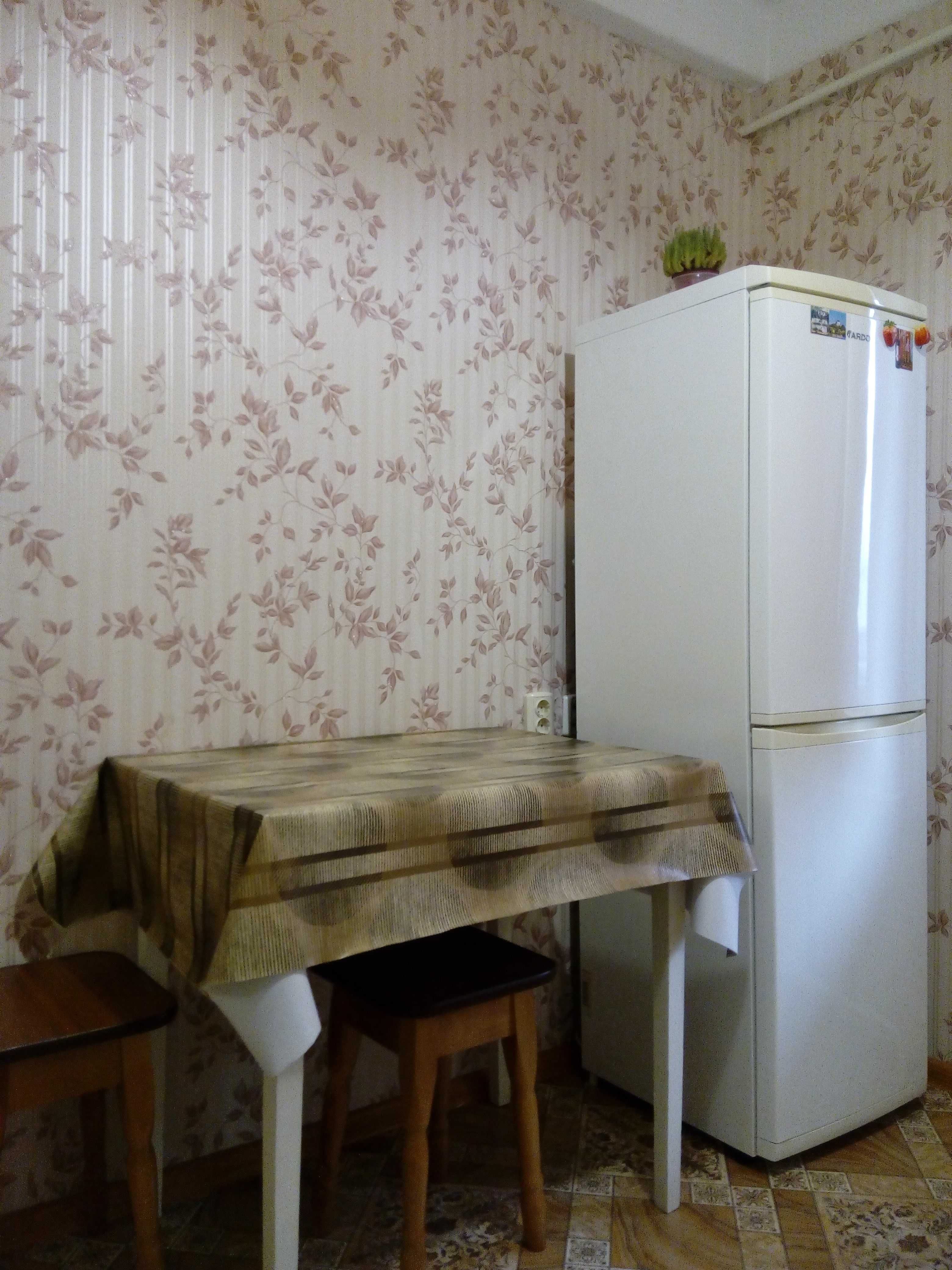 Оболонь.  ТЦ "OASIS" 1-хв.  "Героїв Дніпра" Оболонський проспект-43.
