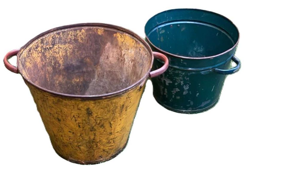 Cestos da vindima antigos, em latão