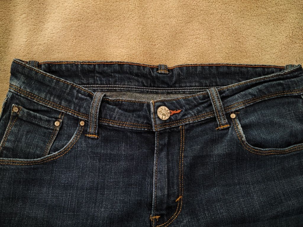 Levi's spodnie jeansy Levis W27