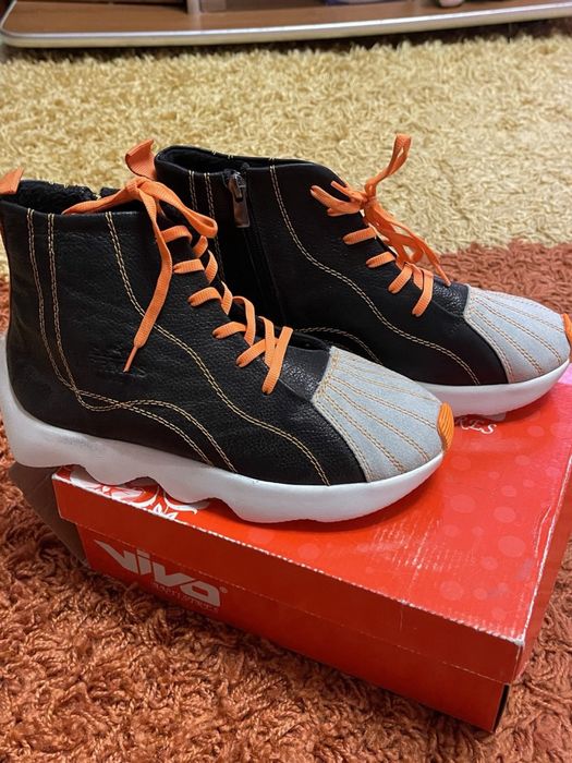 Кеди у стилі Hermes