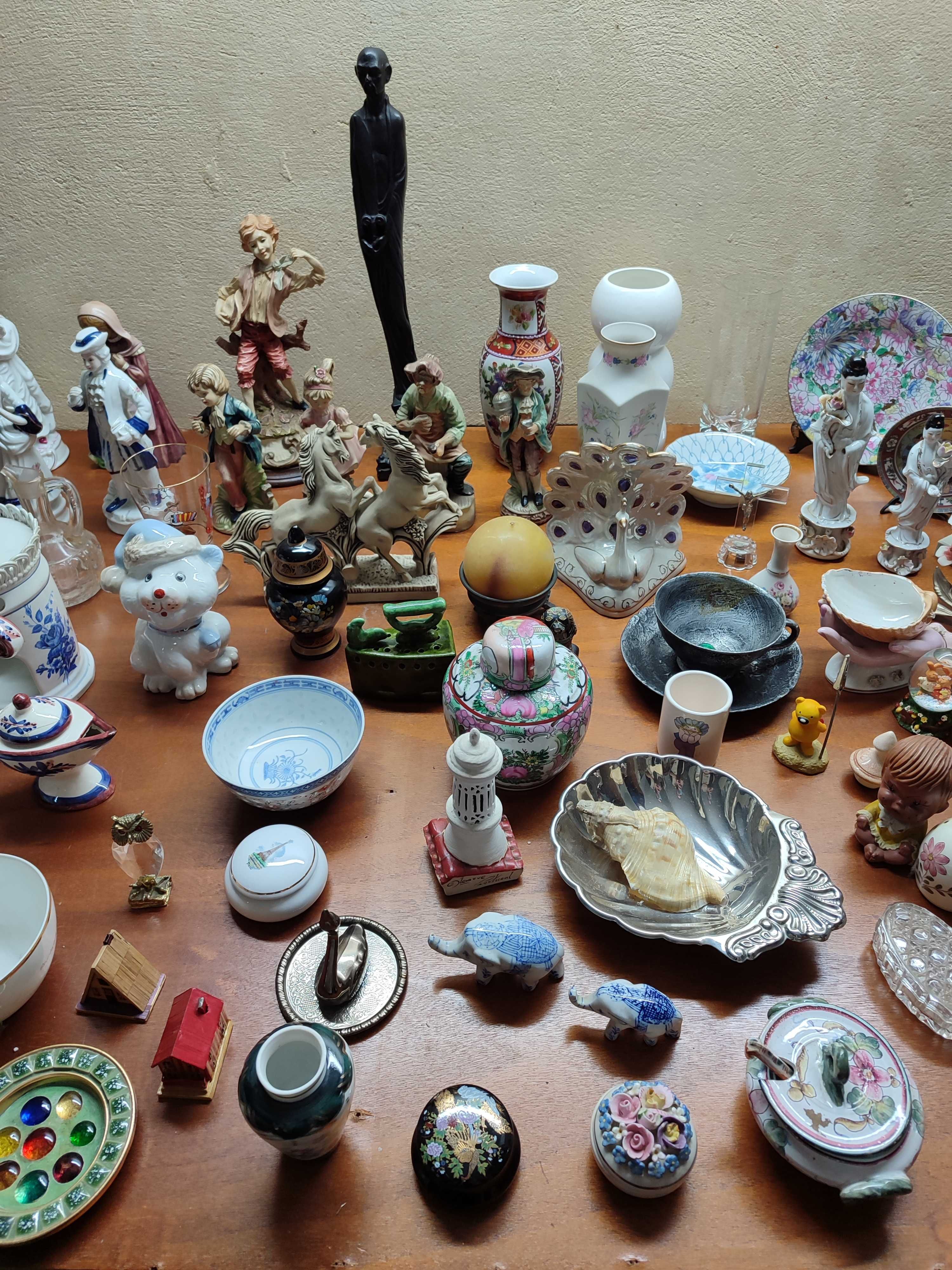 Conjunto peças porcelana, etc. - Art. Vários 3