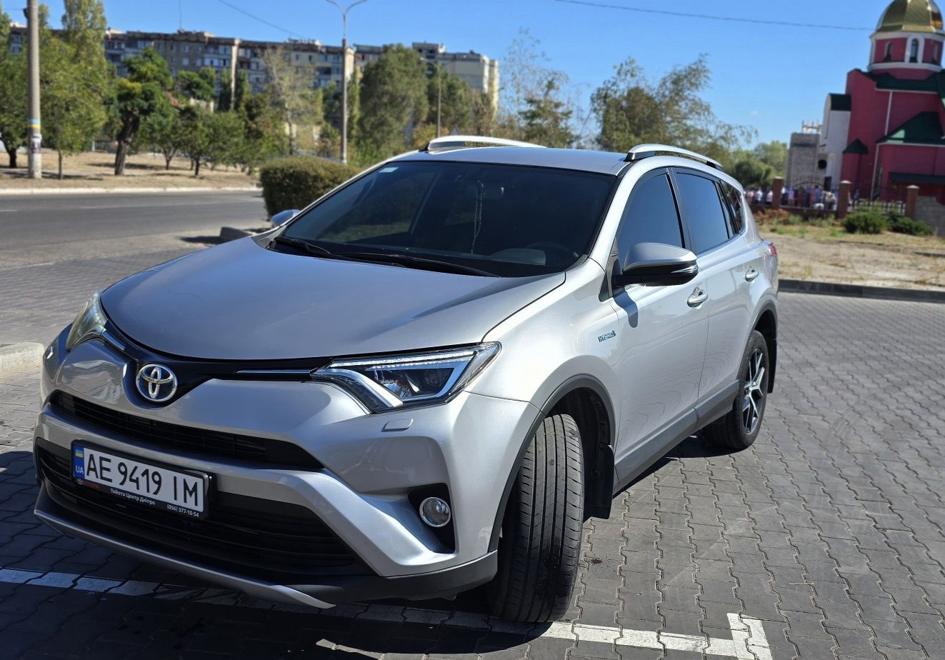 Toyota Rav-4 Hybrid 2017