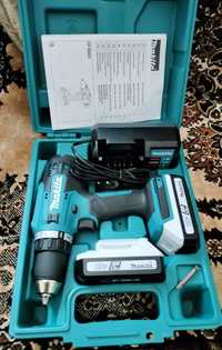 Шуруповерт акумуляторний Makita DF488D