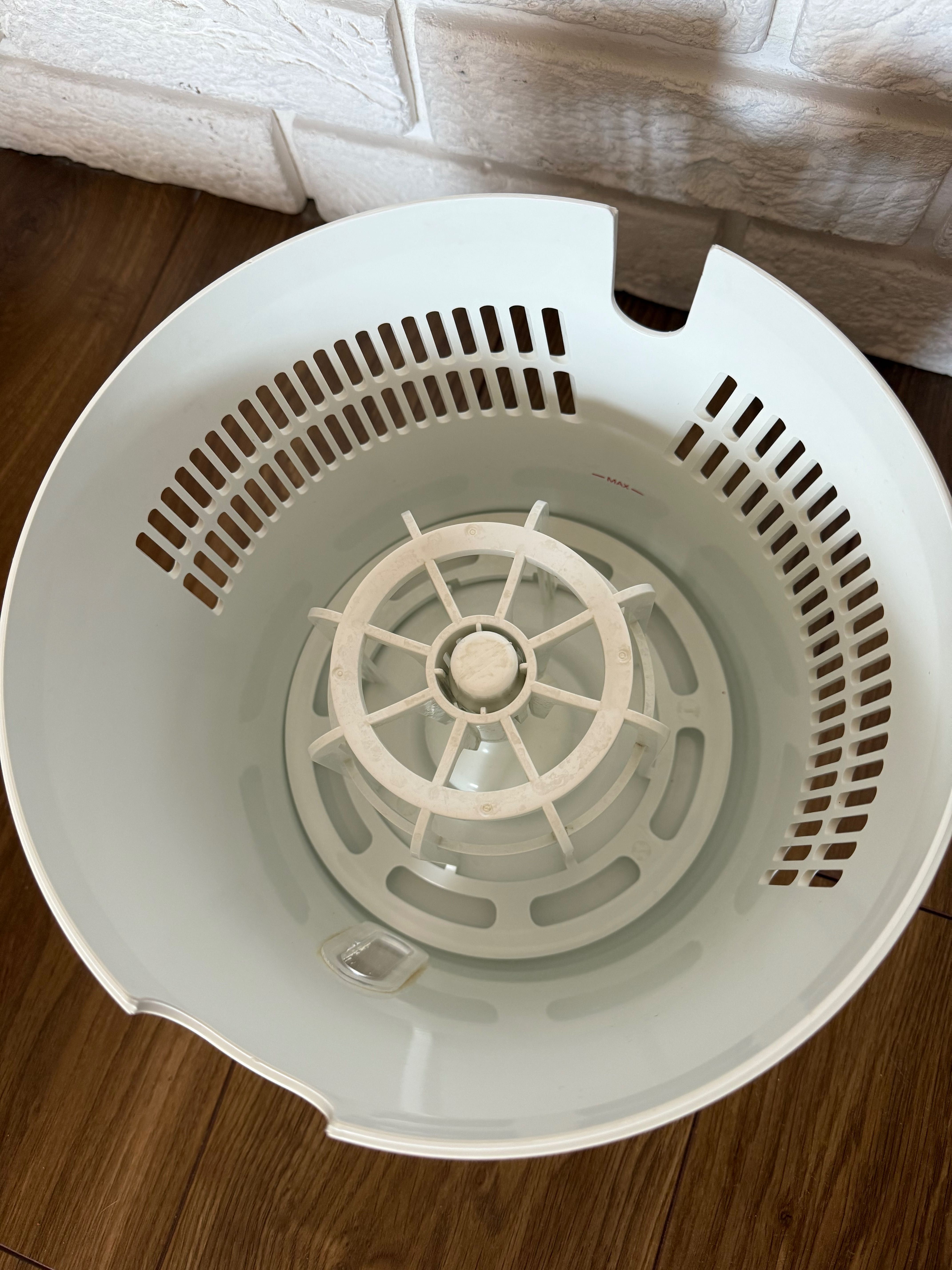Nawilżacz powietrza Philips series 2000 model HU4803