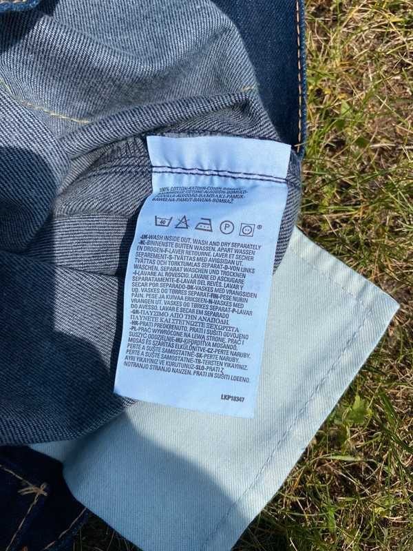 Spodnie damskie jeansy vintage Levis 907 dzwony szerokie y2k coquette