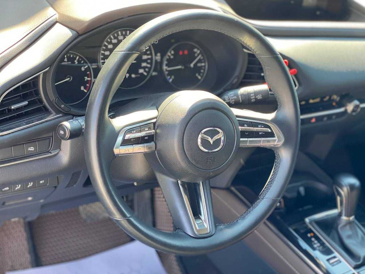 Mazda CX30 2021 рік
