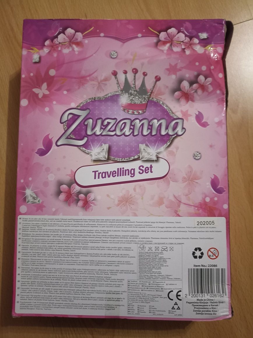Lalka Barbie z Pepco zestaw podróżny z walizką