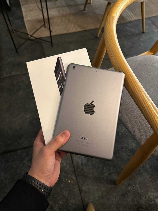 Айпад Міні 2 16 гб Сірий WiFi. (iPad Mini 2 16 gb)