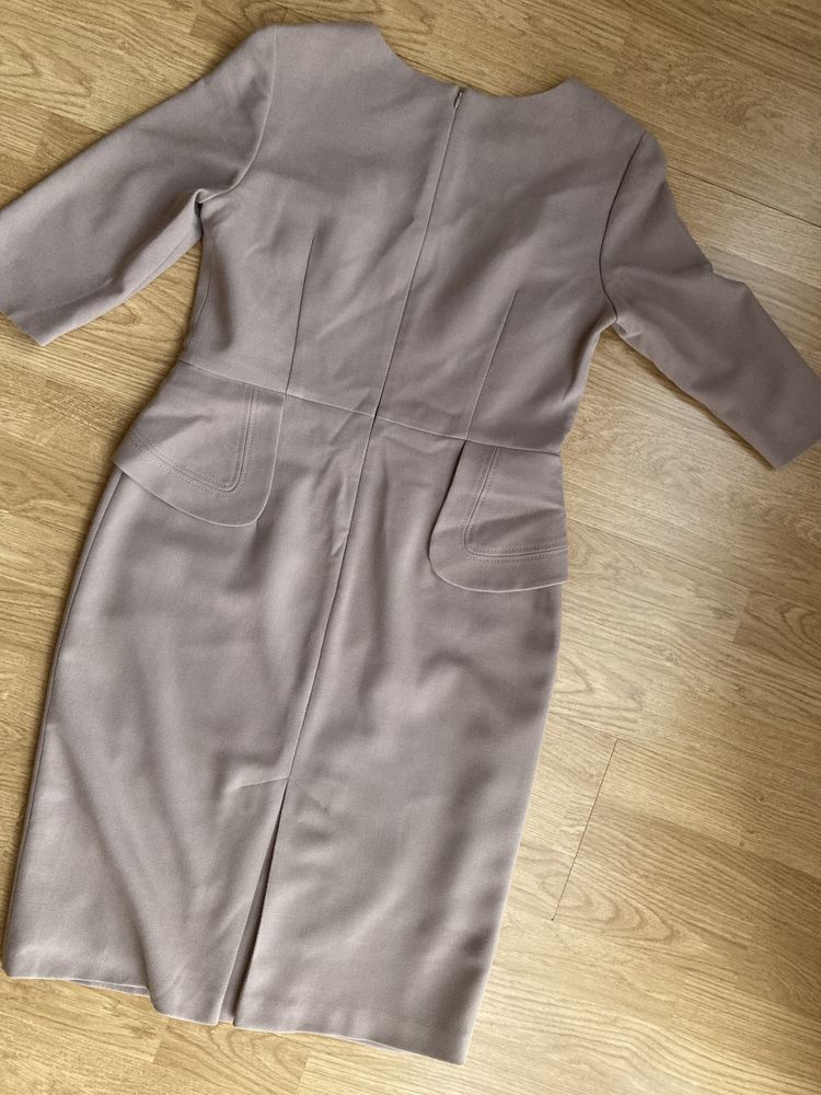 Elegancka sukienka Modesta