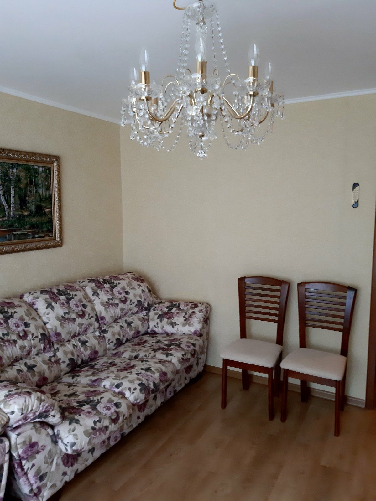Продам квартиру 2-х комнатную идеальное место Владимира Великого 17А