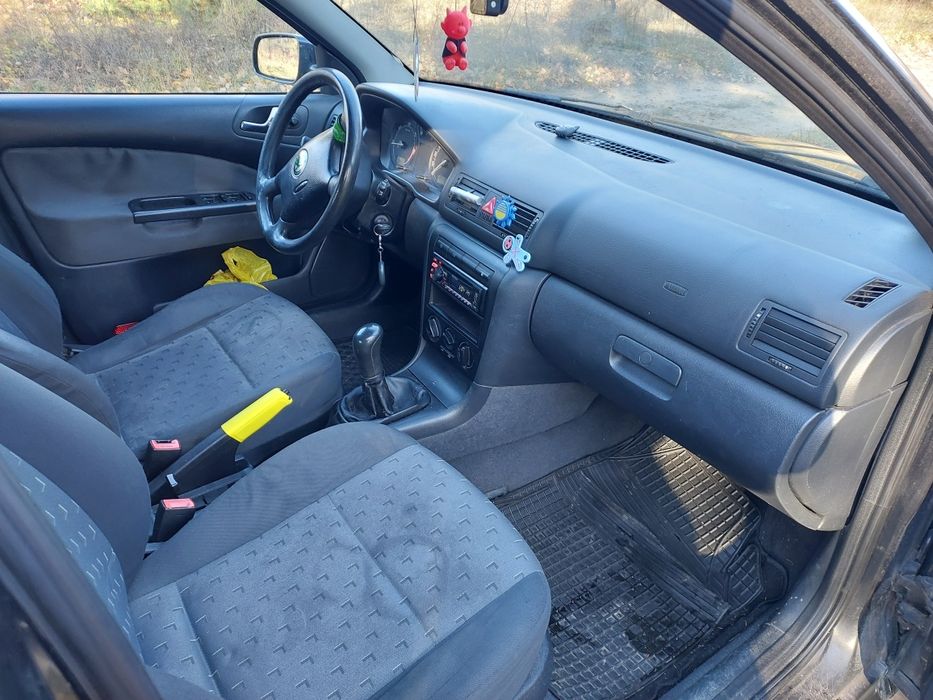 Octavia 1.9 tdi 110hp zwykła pompa opłaty na rok