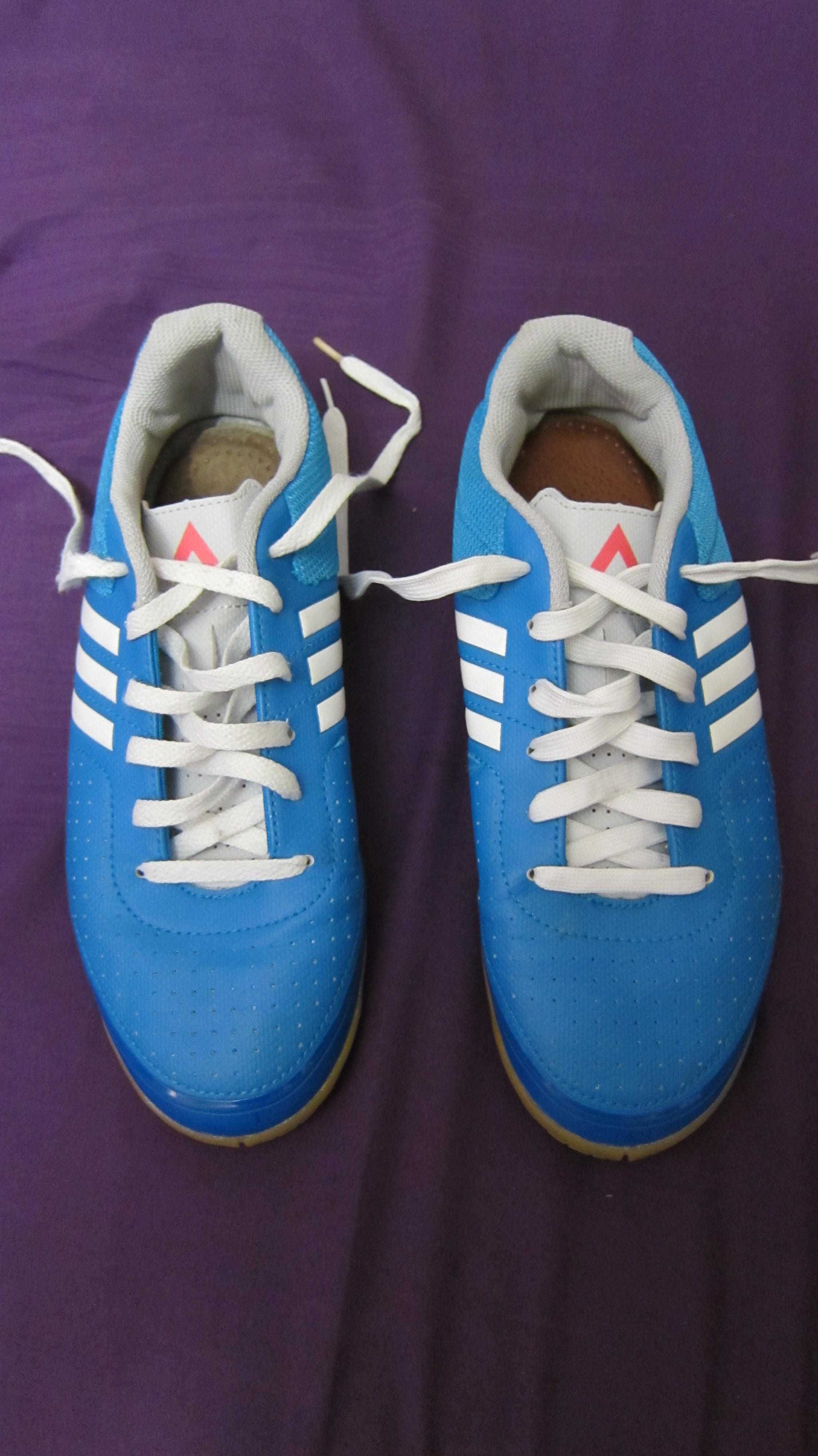 Buty Adidas jasno niebieskie