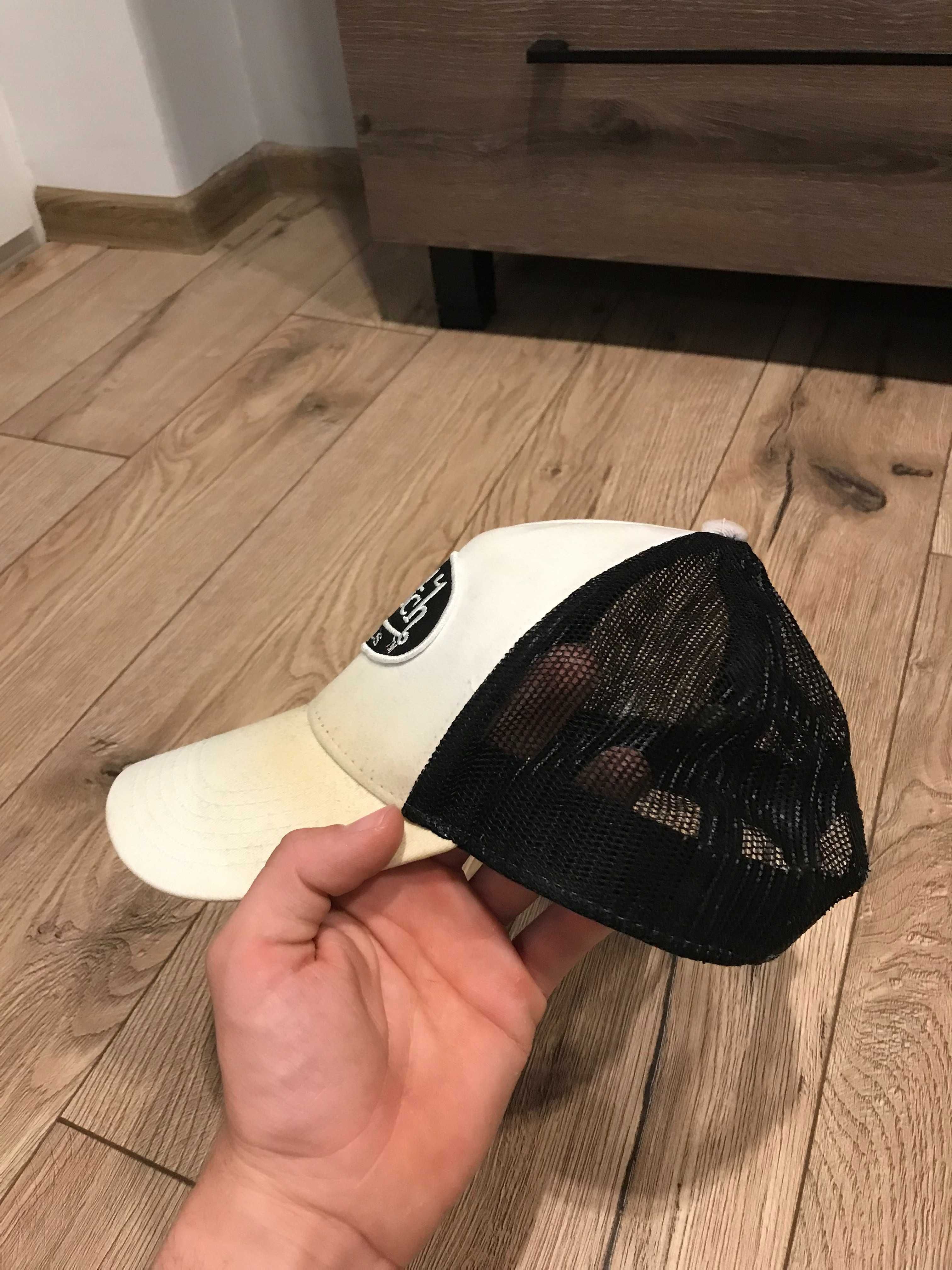 Czapka z daszkiem Von Dutch