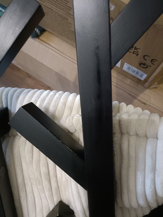 Trzy wieszaki czarne Ikea tjusig