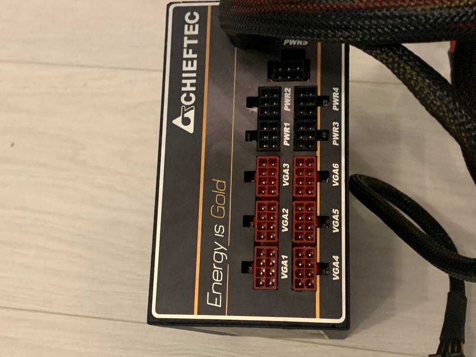 Chieftec GPM-1250C Блок живлення