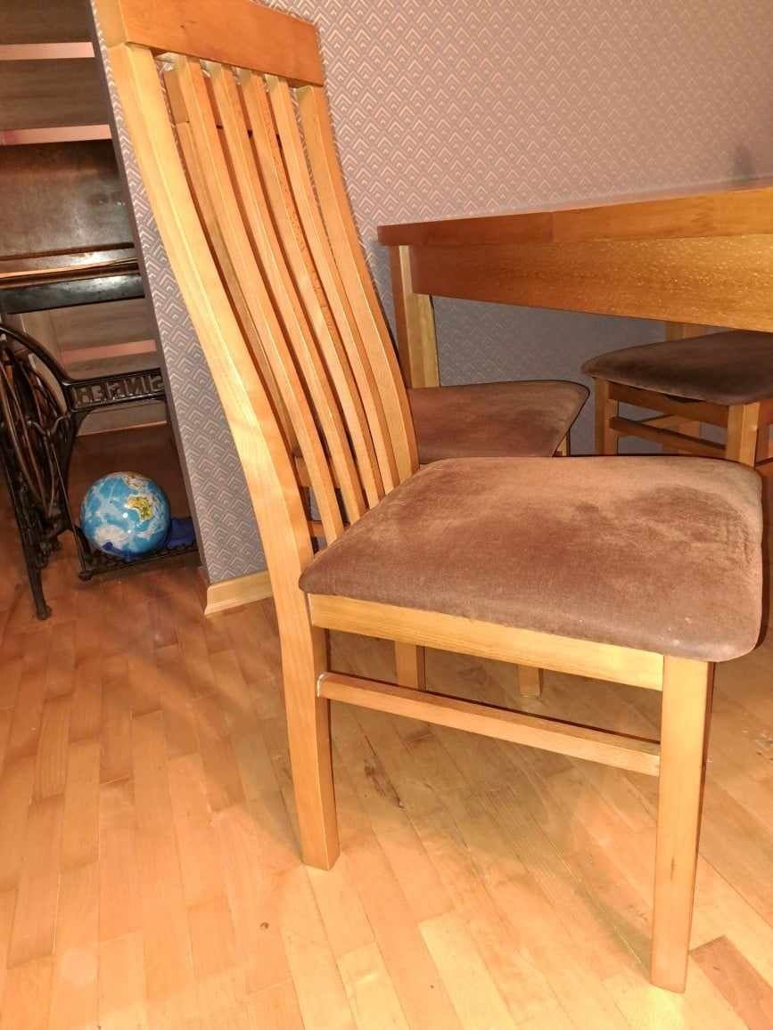Stół rozkładany,plus 6 krzesł