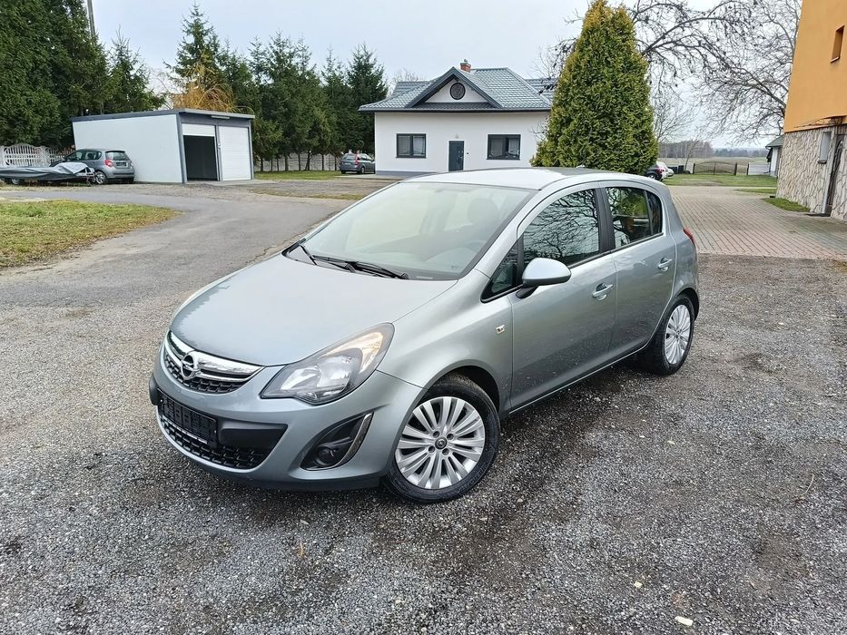 Opel Astra Opel Corsa 2014r 1.2 benzyna 113tys km nawigacja alu zadbany