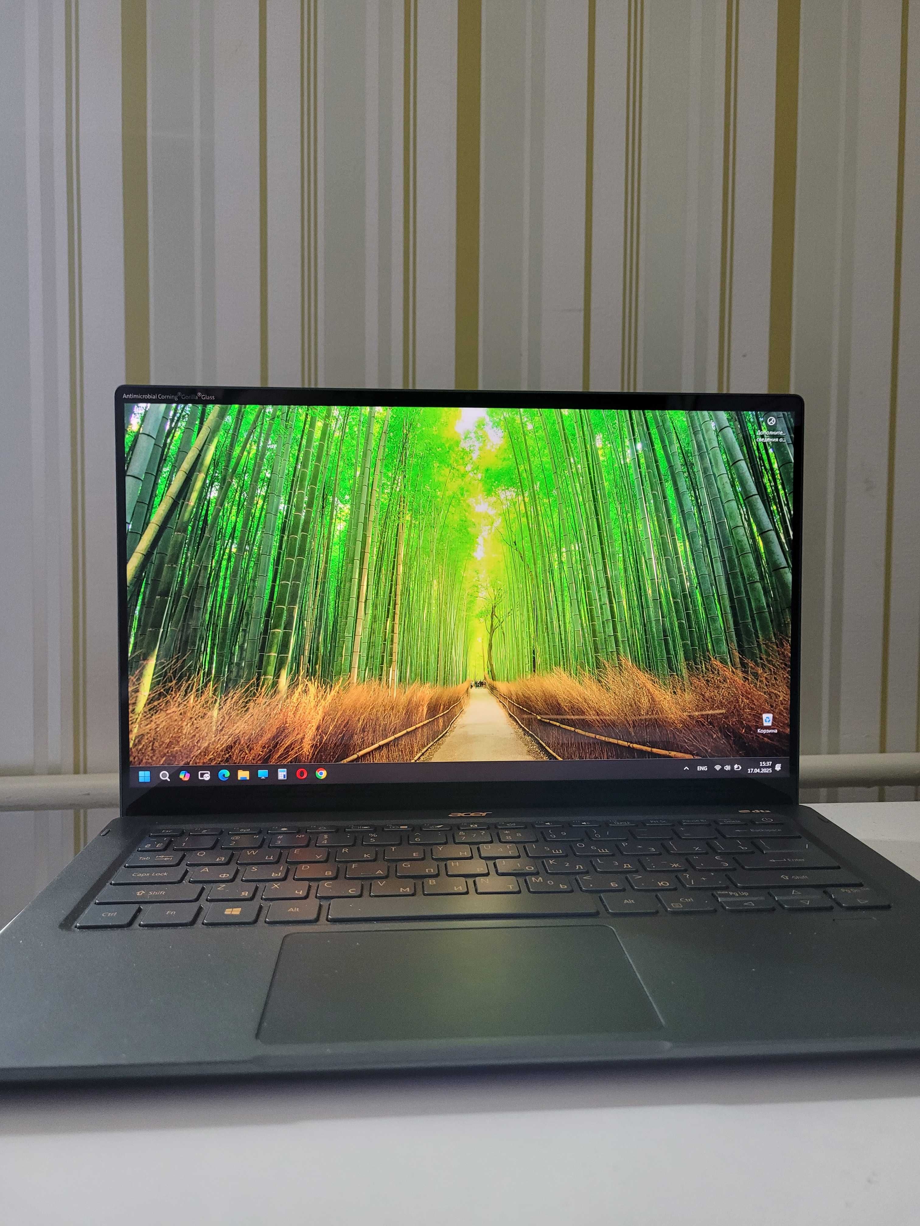 Ноутбук Acer Swift 5 | i7-1165G7 / 16GB / 1TB SSD / Touchscreen