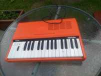 Organy elektroniczne Elwira  1989r grają unikatowe piękne